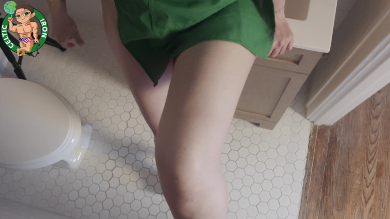Celtic Iron: 19 Year Old Starbucks Employee Gets Fucked