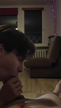 Twink Services - sua colega de quarto, gorda e grande pau
