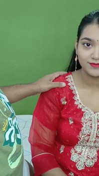 भारतीय देसी बहू-ससुर रोमांस, गांव के ससुर जी अपनी बहू को जोर से चोदते हैं जबकि वह घर पर अकेली है हिंदी ऑडियो