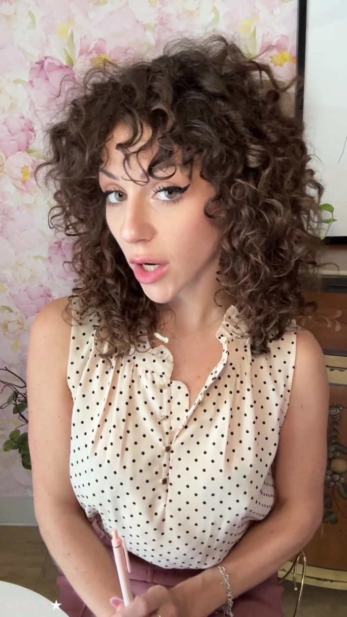 SavvyStar: Teacher with Curly Hair Takes Advantage for Extra Grade