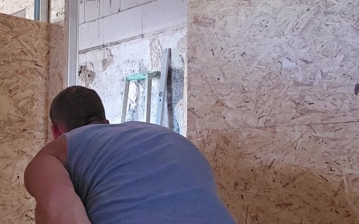 Chris_snoopy_91: Una giornata calda nel cantiere parte 6/9