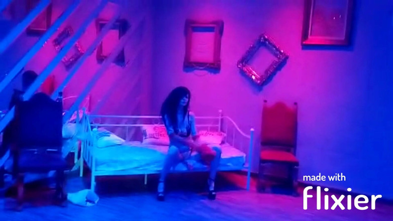 Spaingirl Natalie: Câu lạc bộ thoát y Tây Ban Nha