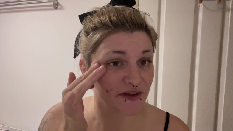 EeveeXo: First Time Shaving My Face and Skin Care Routine