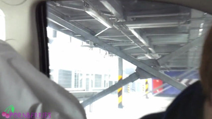 Ethan Alex: 駐車場で足コキを受ける