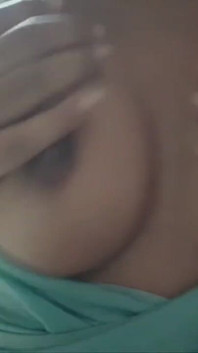 เล่นเสียวหัวนม