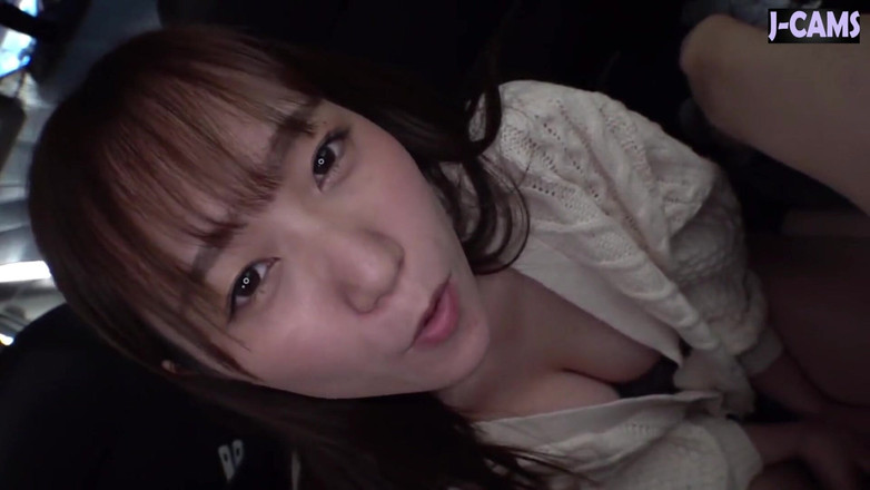 J-Cams: 甘い露出と喜んで笑顔で誘惑する愛情深い豊満なツアーガイド パート1