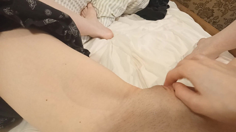 Christy G: È venuto così duro dal dildo nella figa bagnata non...