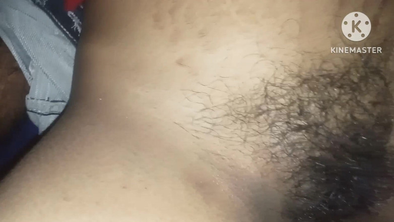 Nisha Kumari: Hintli genç kız yerel desi köy xxx'i parmaklıyor ve sikiyor