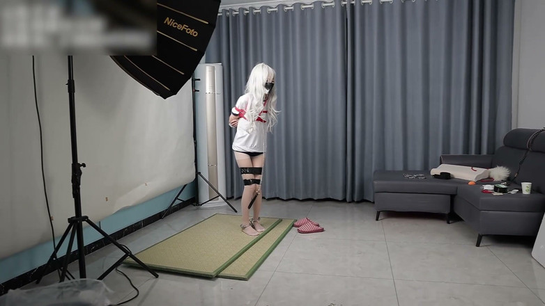 Asian bondage: My Cute Girlfriend in White Stockings and White Hair Played...
