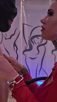 Slečna Alessa Milano Aufgezogen, Abgestraft, Ausgepeitscht Plná verze
