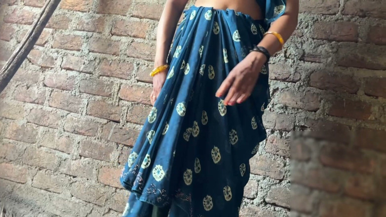 Ritu: Für Ritu bhabhi gab es keinen anderen, und so kümmerte...