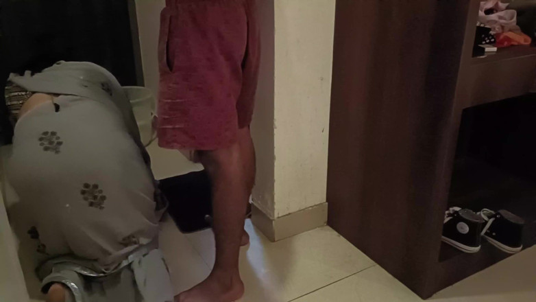 Yourdidipriya: Big ass Indian teen maid Priya allures the house owner...