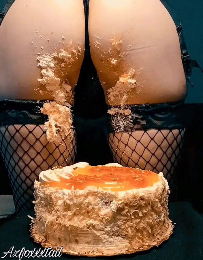AzFoxxxTailPhelicia: Juego de culo de Caketime