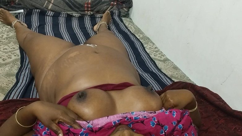 Santhi89: Tamilská sexy žena v domácnosti pěkně šuká bývalého přítele