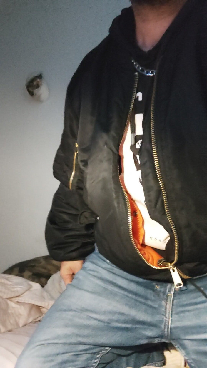 SmokedAlloy2: Dirtyjunkbro e la sua biancheria intima sporca