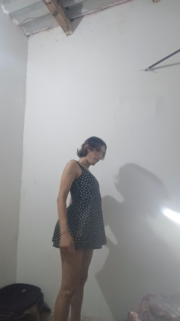 Femboy from Colombia: Este novo momento de dança sexy