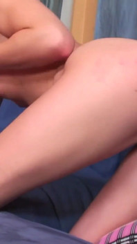 Geiles blondes teen wird von hinten geknallt