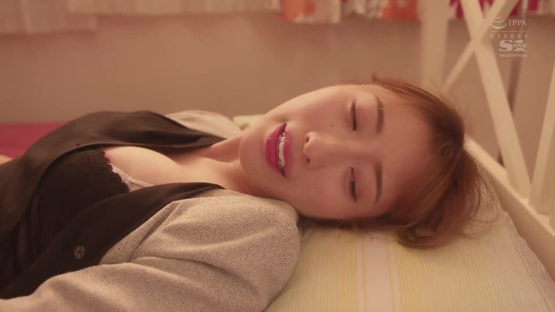 Smooth Time: คุณครูผอมสวยอยากใช้ขาและเท้าถุงน่องทำให้เธอแตกหลายรอบ Part.1