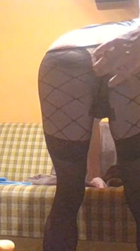 Crossdresser toys his butthole