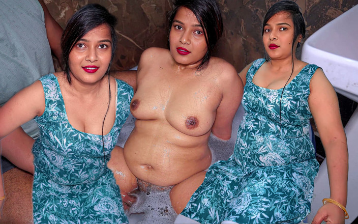 pinki_cute: My Hot Stepmom Takes Help for Bath, Stepson Watches Her...