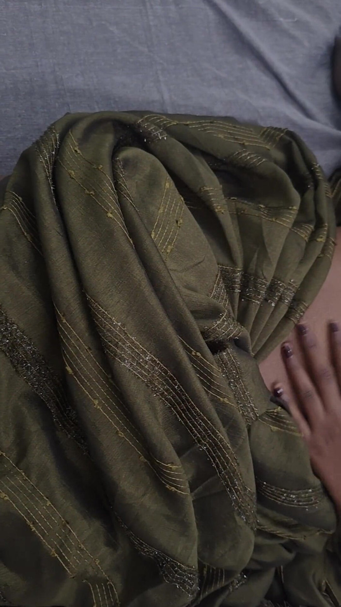 Kristy Mia: Part 2 Saree: Tamil Girl Spreading Her Legs for Neighbor Boy (pakkathu...