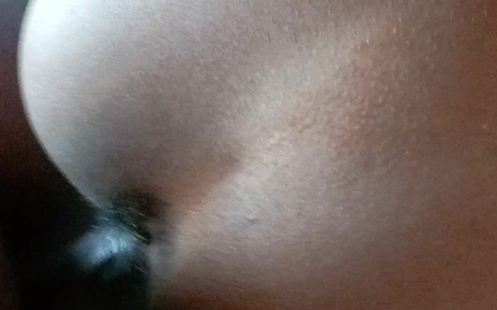 Hollandblakka: Black with Delicious Cuca
