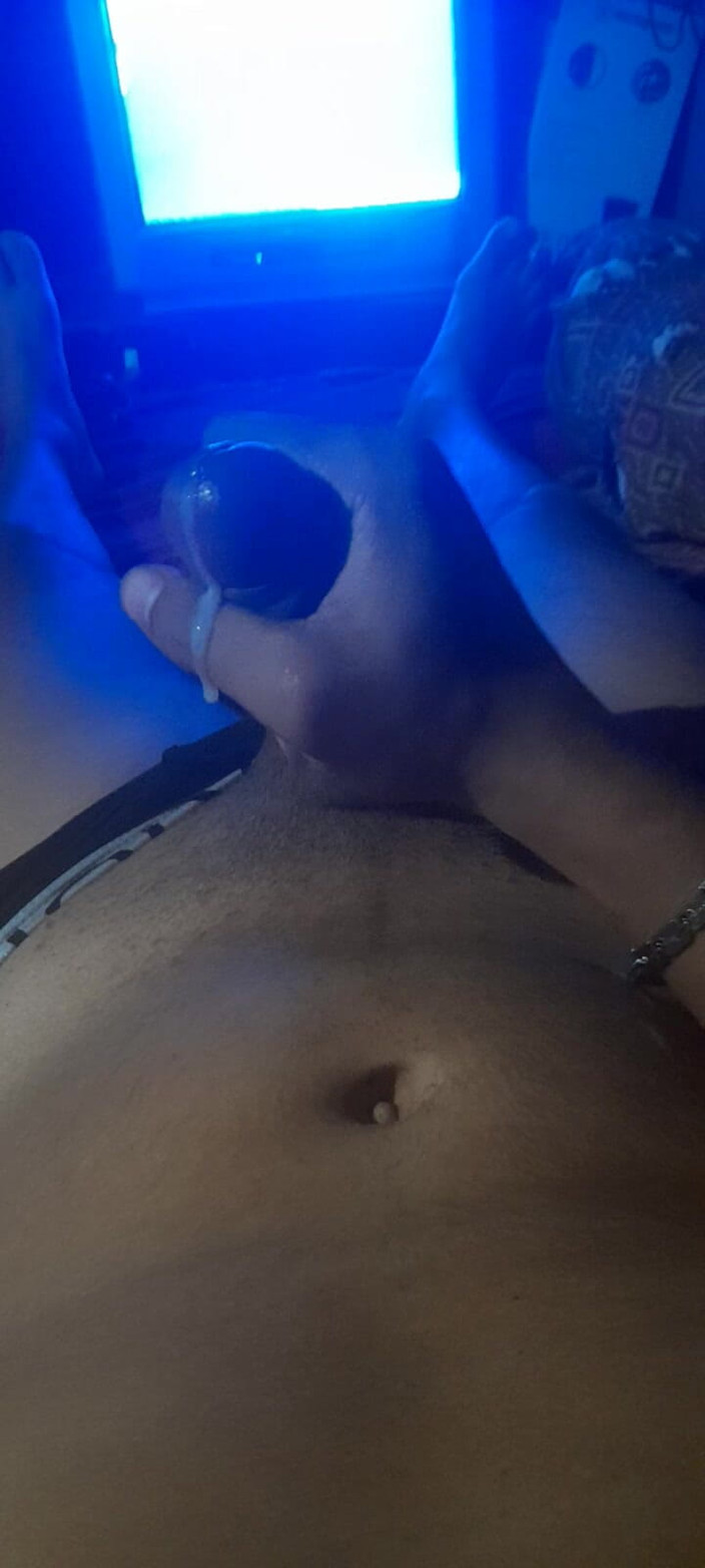 Latin sex 33: .. Latino muda dengan zakar yang sangat besar dengan menghisap