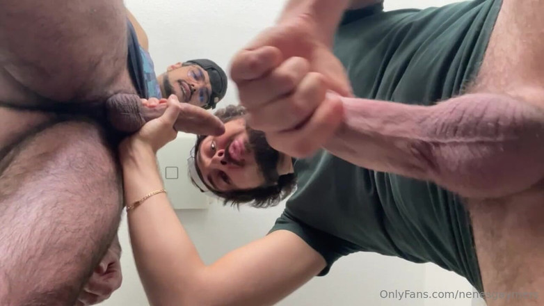 Nenesgaymers: 巨根の男2人がフェラチオして絶頂する