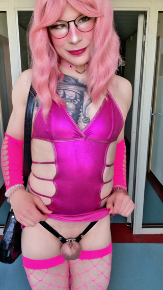 Sissy Adventures: 私、可愛い?