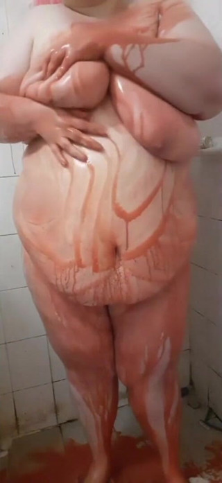 LaLaDelilah: Body paint pouring BBW