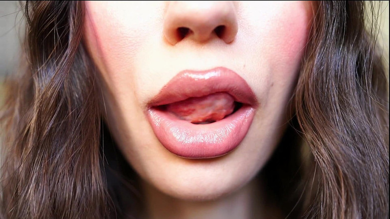 Rarible Diamond: 舌から垂れ下がるよだれ 5