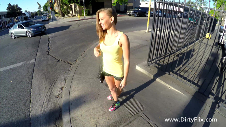 Fucking Glasses: Petite fashion fan gets fucked