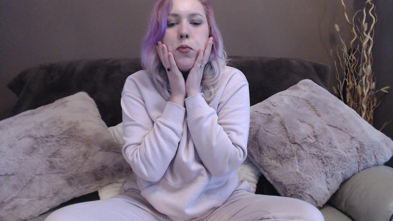 Ripley sweet studio: Melahap permen karet + menambah berat badan