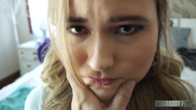 BadStepFamilyPov: Alyssa Cole loves to suck stepdaddy's cock