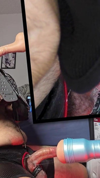 Března 2026 Záznam živé kamerové show - Ricky Cage dostane stroj na hodinu!