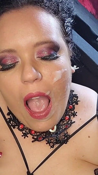 Sigara içme oral seks ve yüze boşalma başka bir açı