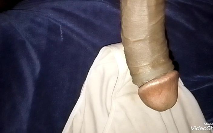 Jaanu294: Pulpen abu-abu dimasukkan ke dalam sperma