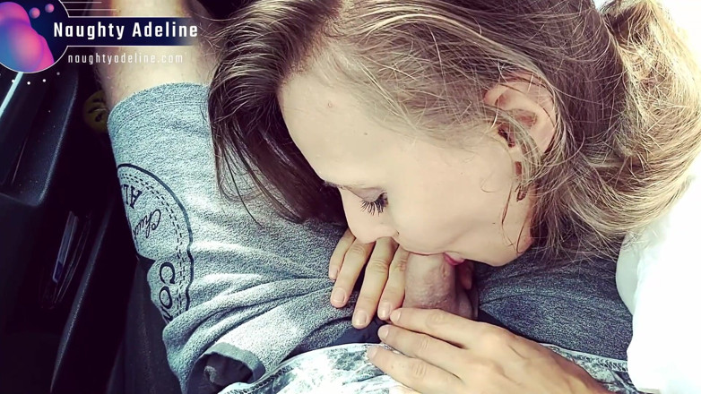 Naughty Adeline: Boquete desleixado no carro com porra na boca