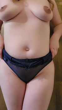 Tachinare cu lenjerie cu milf însărcinată