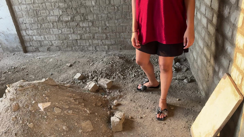 jaanvikapoor2580: Sexo al aire libre en edificio en construcción con linda...