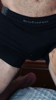 Fetish kaki dan seks anal tante bahenol!