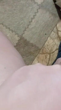 Złapałem moich współlokatorów uprawiając seks lesbijski