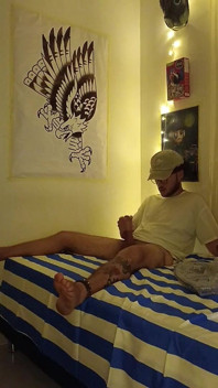 Me Puse Caliente Escuchando a Mis Vecinos Teniendo Sexo