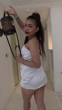 Johntronx - Futai și ejaculare înăuntru thailandeză Bargirl May