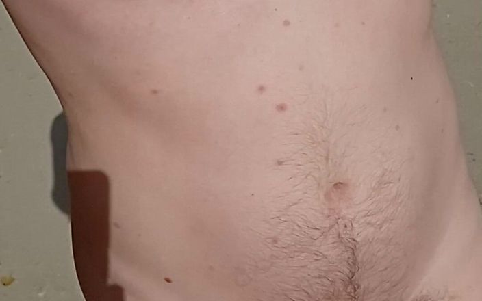 Deepthroat260: Teşhirci çıplak çocuk yarakla yürüyor