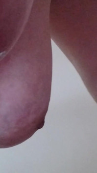 Jiggling Jugs