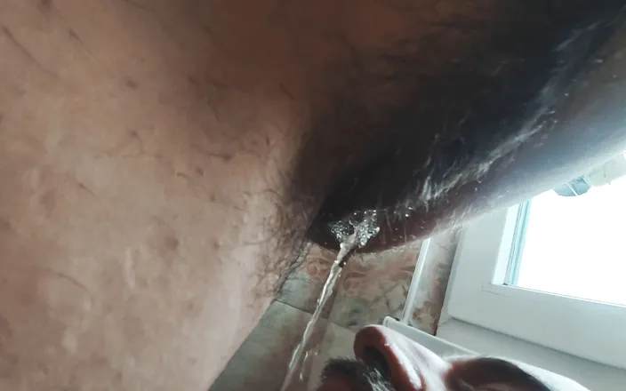 Hairy Homemade Amateur Orgasms: Chcaní na manželovu pusu - ponižující fetiš