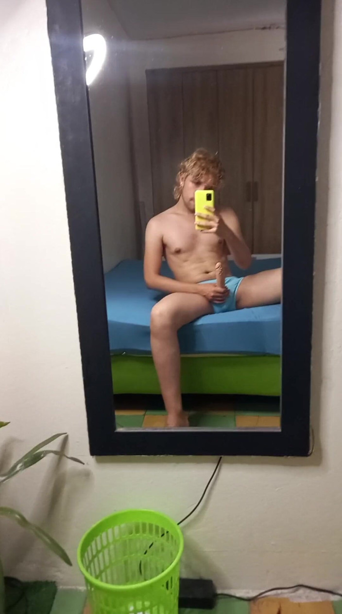 Diego_latinboy: Hot Blonde Twink Gay Big Dick Jerking off
