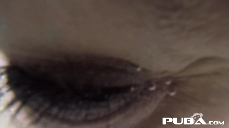 PUBA: Muhteşem büyük memeli sarışın büyük zenci yarağını götten alıyor