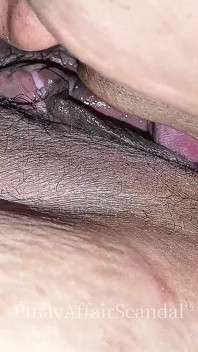 Âm hộ ngọt ngào nhất của con đĩ tuổi teen 18 tuổi - cái lồn ngon nhất từ trước đến nay!